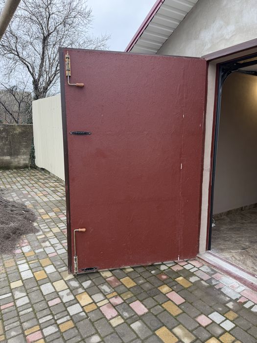 Продам ворота для гаража