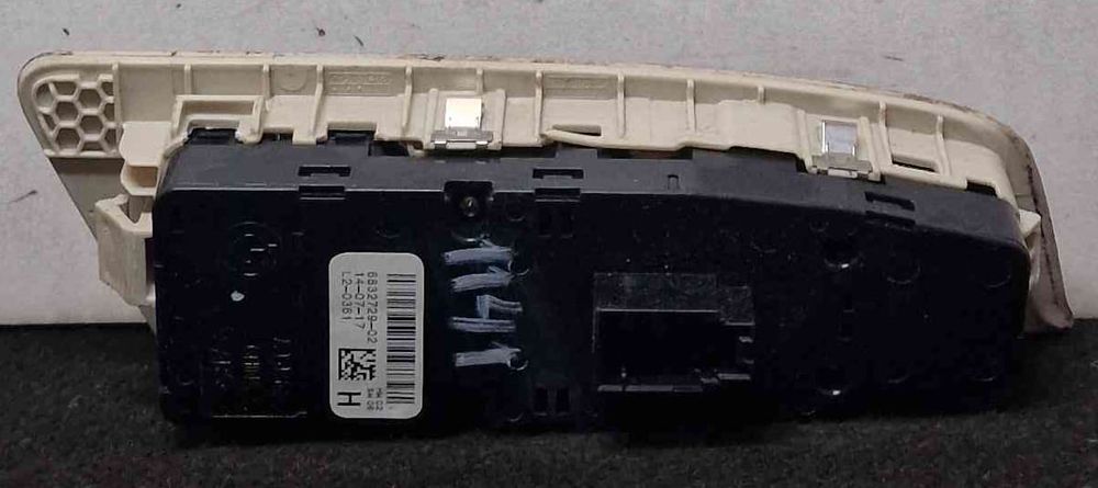 Comando / Botão / Interruptor Vidros Frente Esquerdo 6832729 - BMW X3