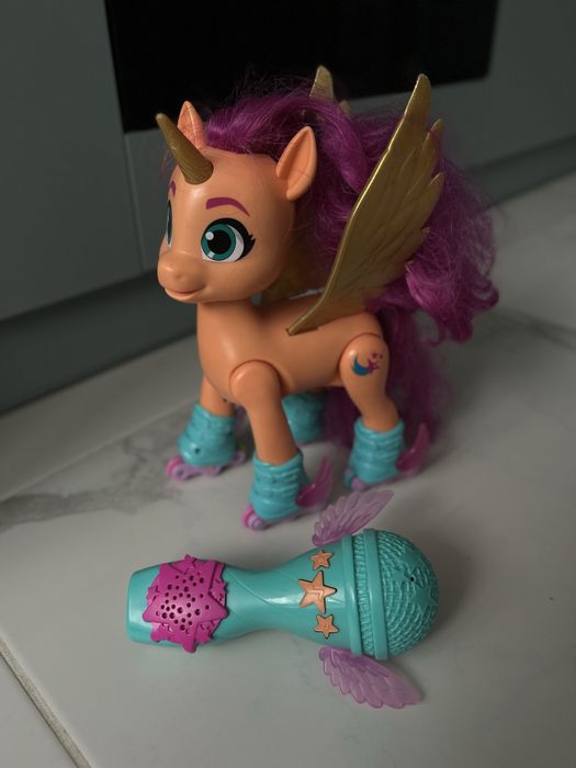 Інтерактивна іграшка My Little Pony "Sunny Starscout Movie"
