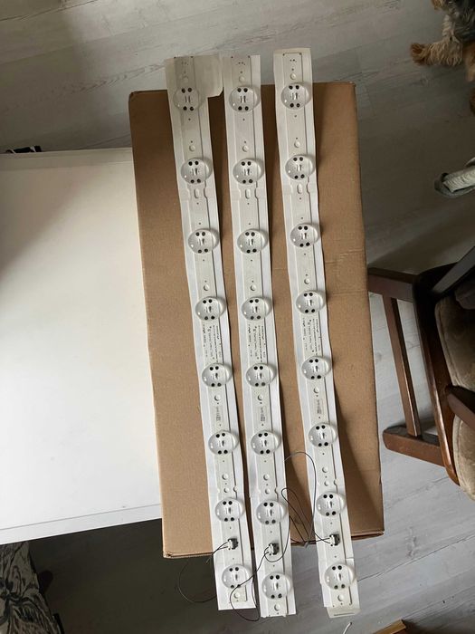 Części do TV LG 55UN81003LB płyta główna i inne części.