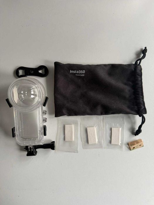 Insta360 X4 + Acessórios (Pack Completo)