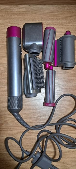 Продам стайлер дайсон/ фен дайсон DYSON
