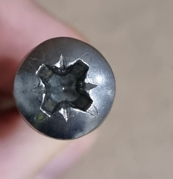 Wkręty do drewna 6x60 nierdzewne. 200/15.000szt