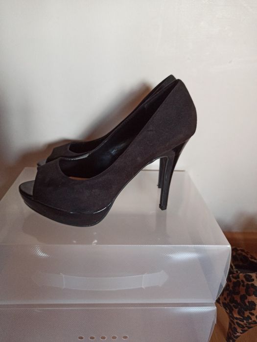 Czarne wysokie szpilki rozm 39