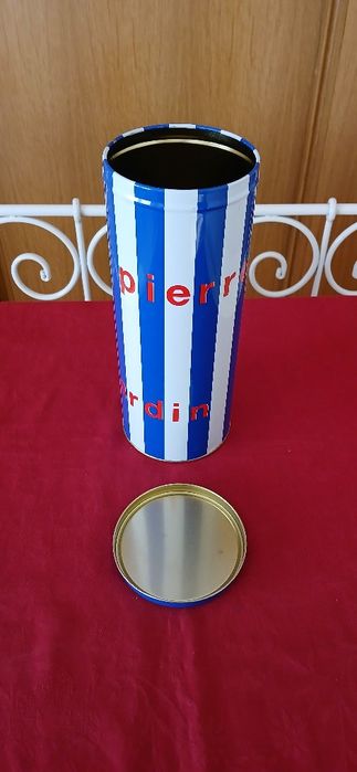 Lata pierre cardin, vazia