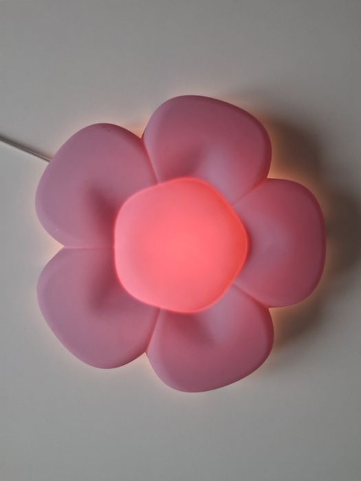 Lampa kwiatek ikea