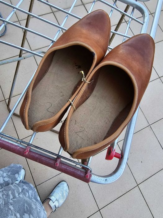 Socos novos em couro