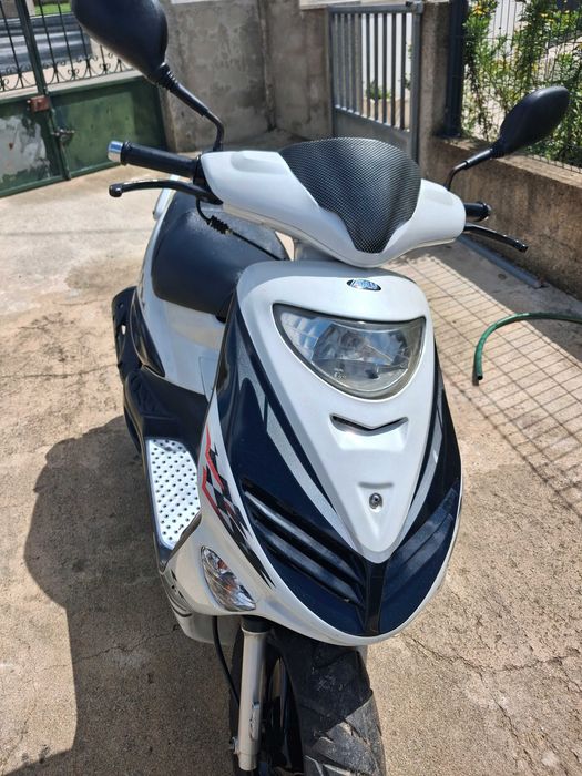 Adly scooter 50 2 tempos