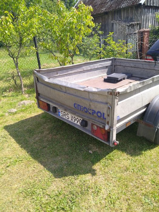 Przyczepa  ładownosc 750 kg