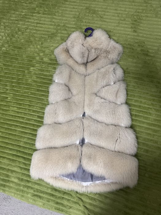 Жилетка из натурального меха песца