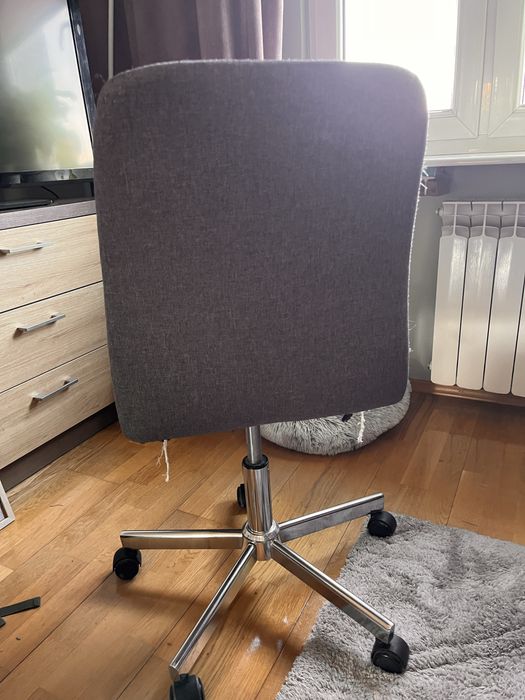 Krzesło obrotowe do biurka tapicerowane szare