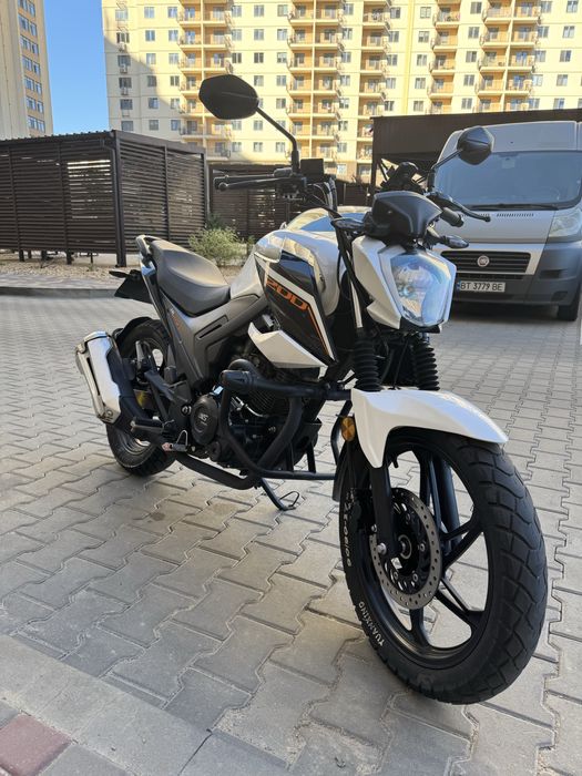 Продам Lifan JR200