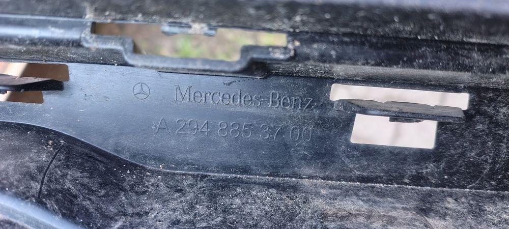 Dokładka dolna zderzaka Mercedes EQE