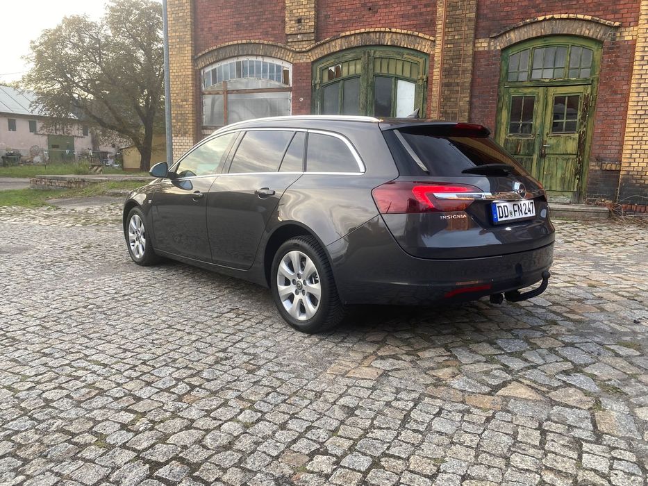 Opel Insignia Bezwypadkowy !!! Serwisowany !!!