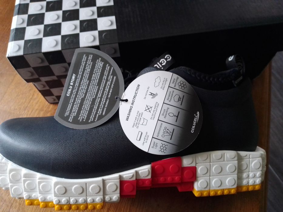 Продам крутые кроссовки