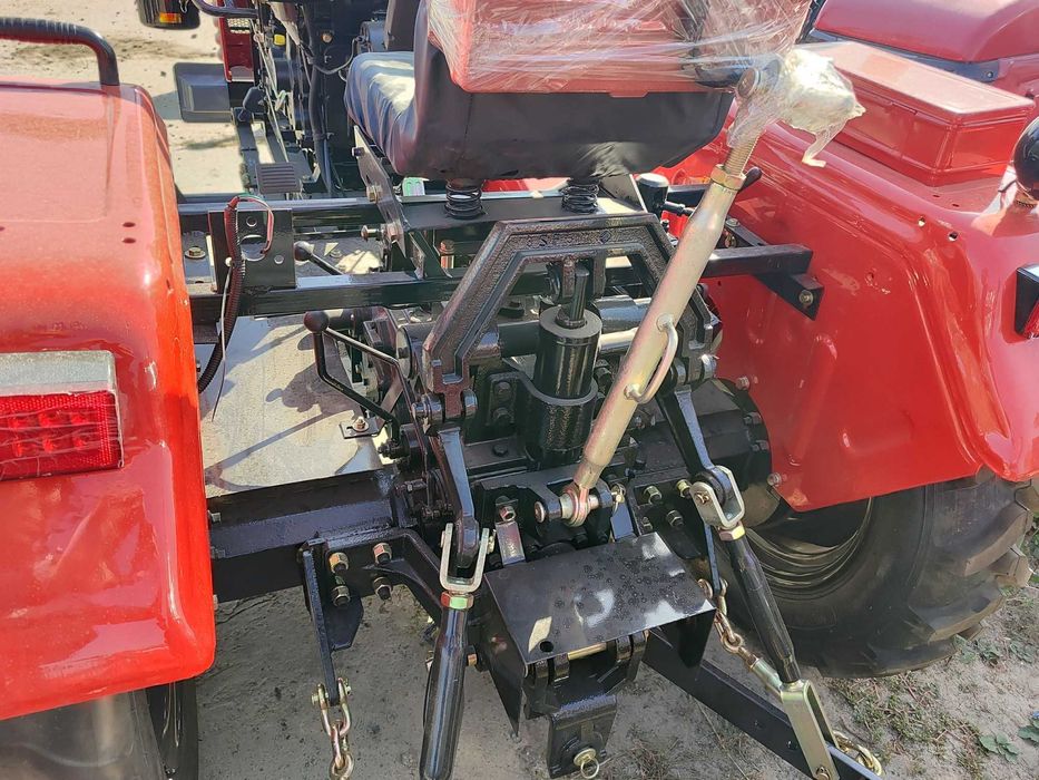 Трактор Шифенг 240 ЛР 2025 года передний радиатор