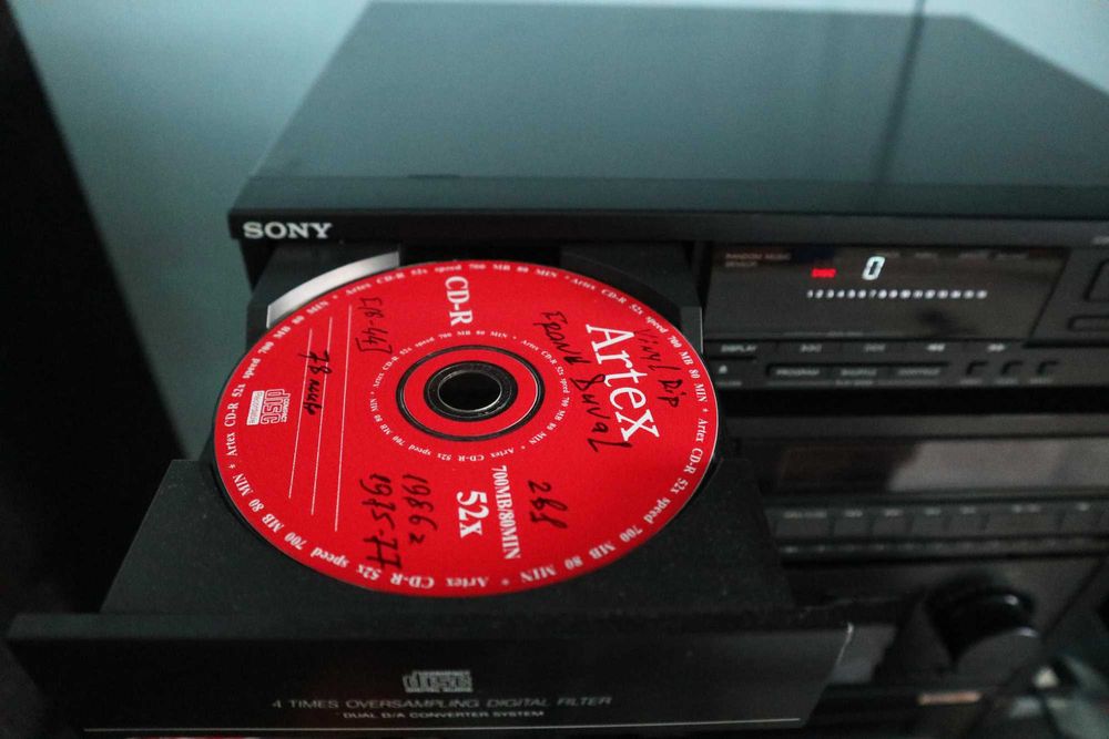 Cd проигрыватель   SONY CDP-M25