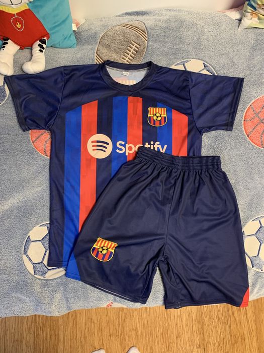 Strój piłkarski FC Barcelona Lewandowski r. 152