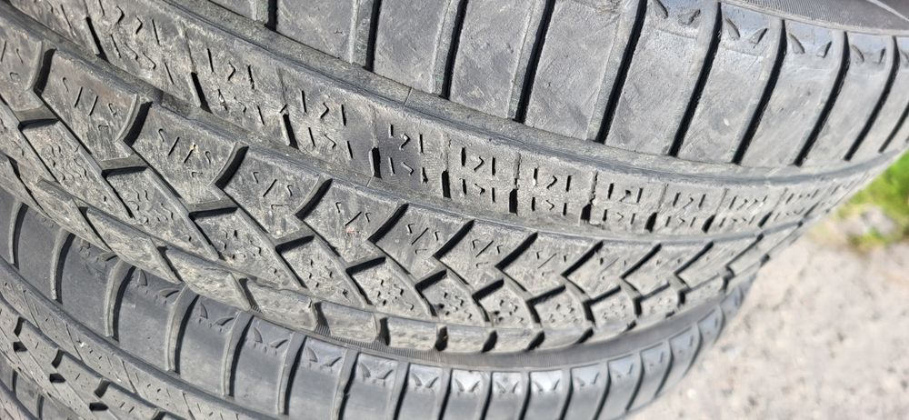 Продам резину 245/55 р19