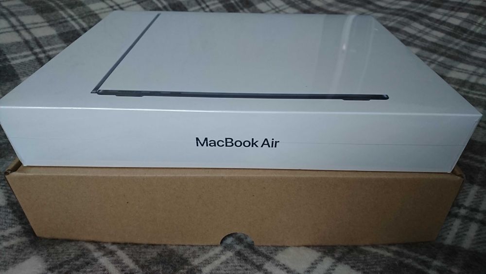 NOWY MacBook Air M2. Stan fabryczny! Gwarancja!