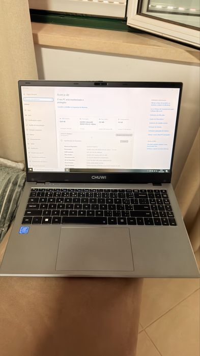Portátil Chuwi Intel N4020 8GB RAM 128GB SSD