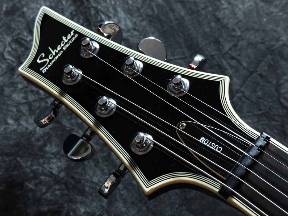 Schecter V-1 Custom Flying V 2016