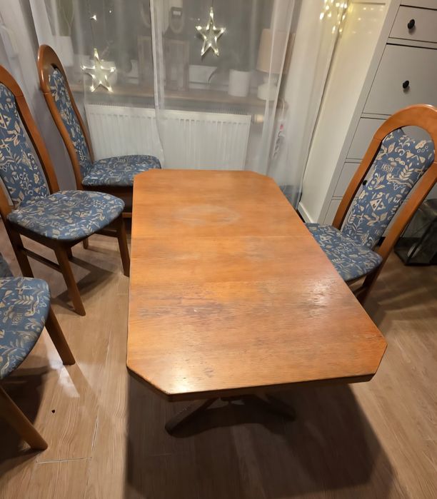 Stół rozkładany drewniany + 6 krzeseł