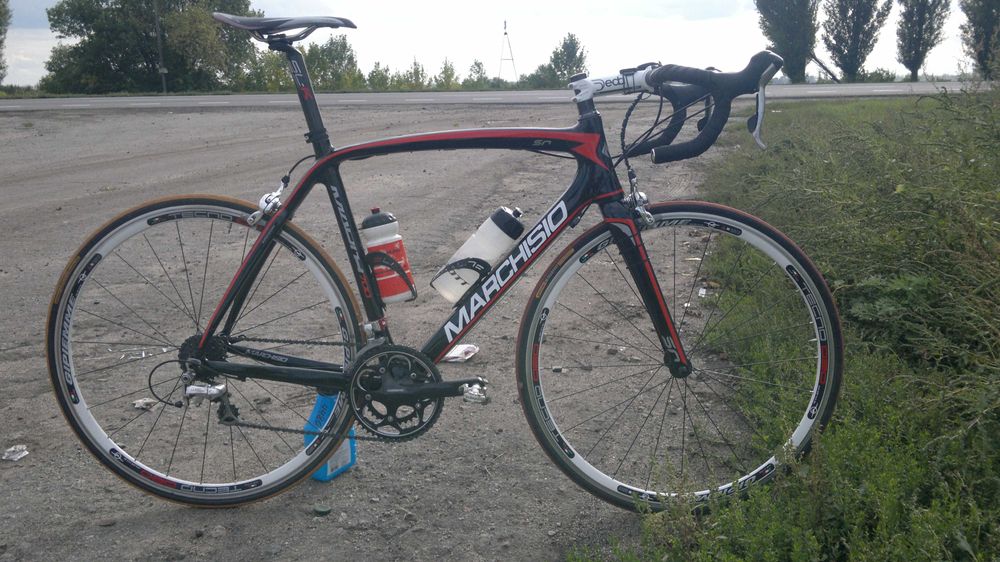 Карбоновий. велосипед