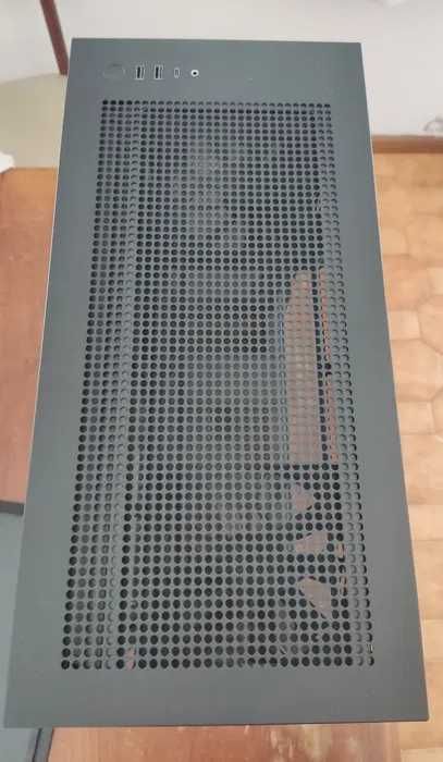 Caixa NZXT H7 flow