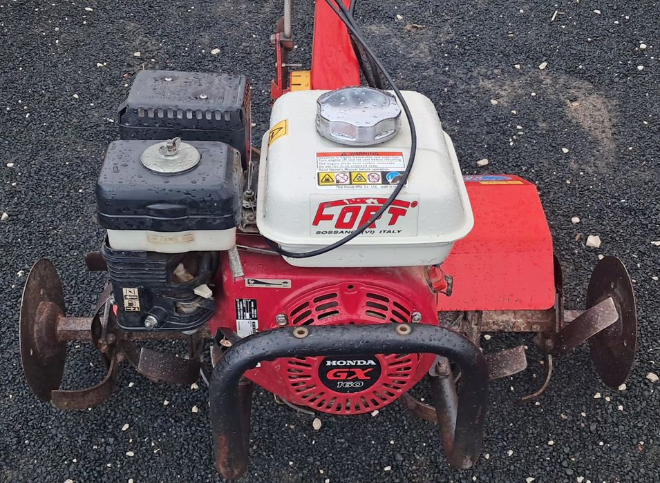 Moto enxada fort motor honda como nova