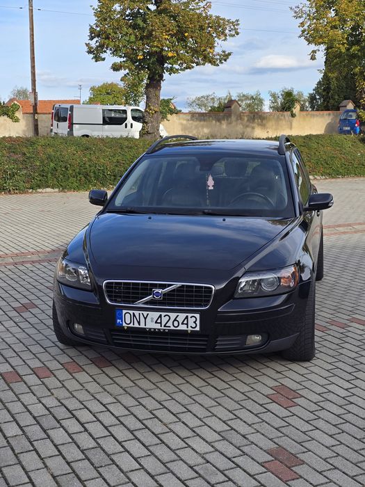 Volvo V50