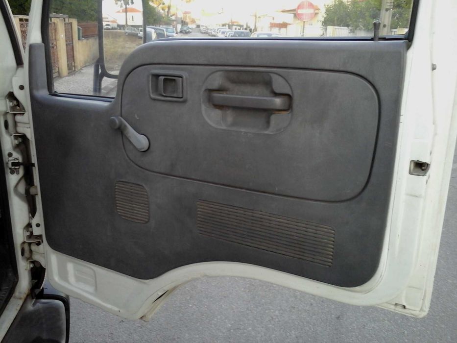 Nissan Cabstar 3.0 Cabine dupla 190000 Km em muito bom estado