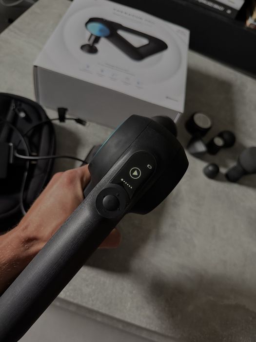 Pistolet do masażu Therabody Theragun Pro G5