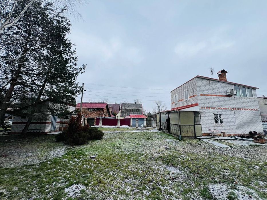 Продам участок в Обуховке,сосновый лес,река пляж закрытая территория