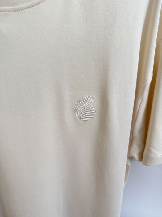 T-shirt damski kremowy z haftem XL