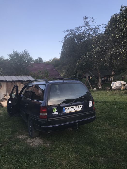 Опель Астра караван 1.6 бензин