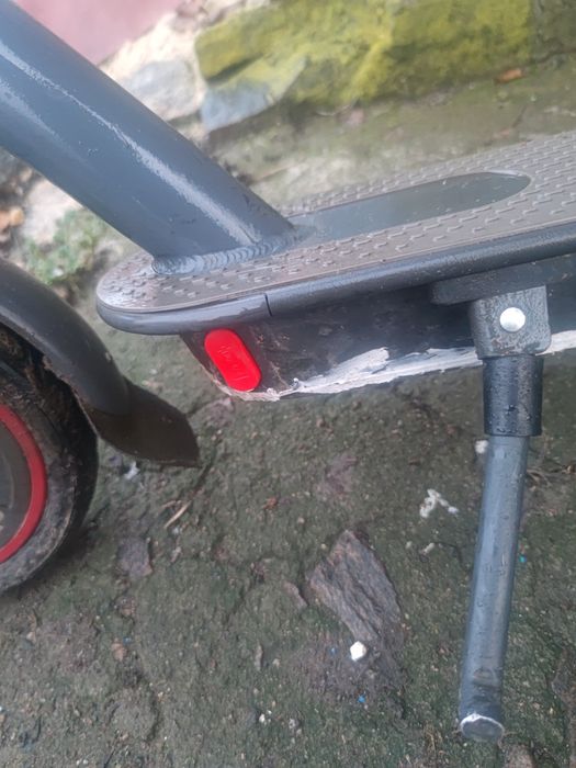 Продам электросамокат