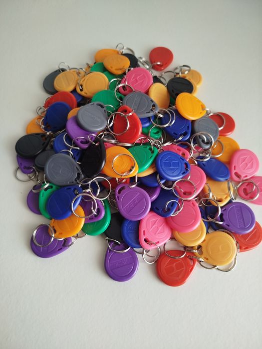 Lote com 98 Chaves de Proximidade RFID/NFC