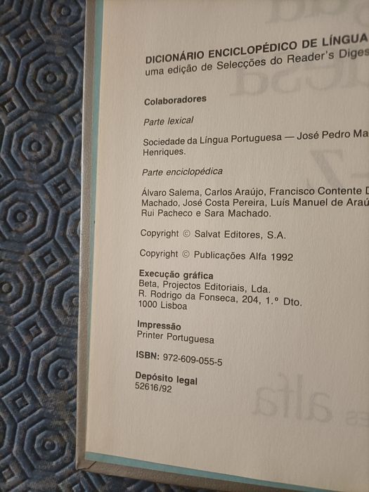 Dicionário enciclopédico de língua portuguesa