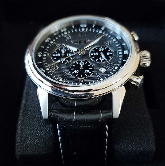 Invicta IBI-90242 Часы-хронограф