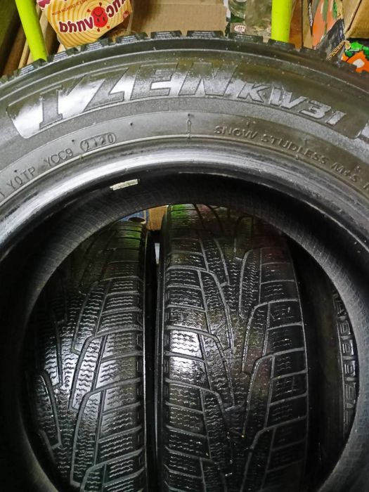 Продам зимові корейські колеса/шини Kumho  I'ZEN KW 31  205/ 60/ R16