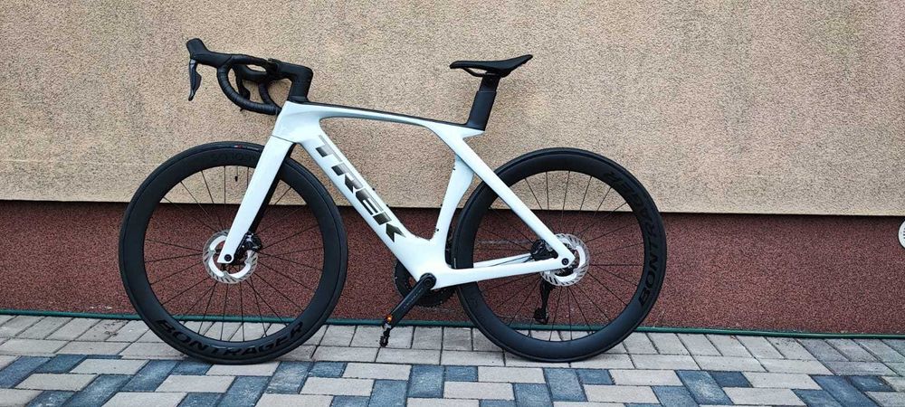 Trek Madone SL7 Gen 7 – NOWY – Ultegra Di2, Carbon, 2024