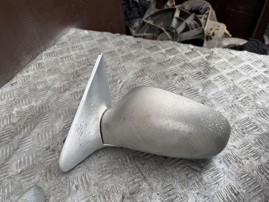 Зеркало боковое Киа клаус кларус kia clarus 1998год