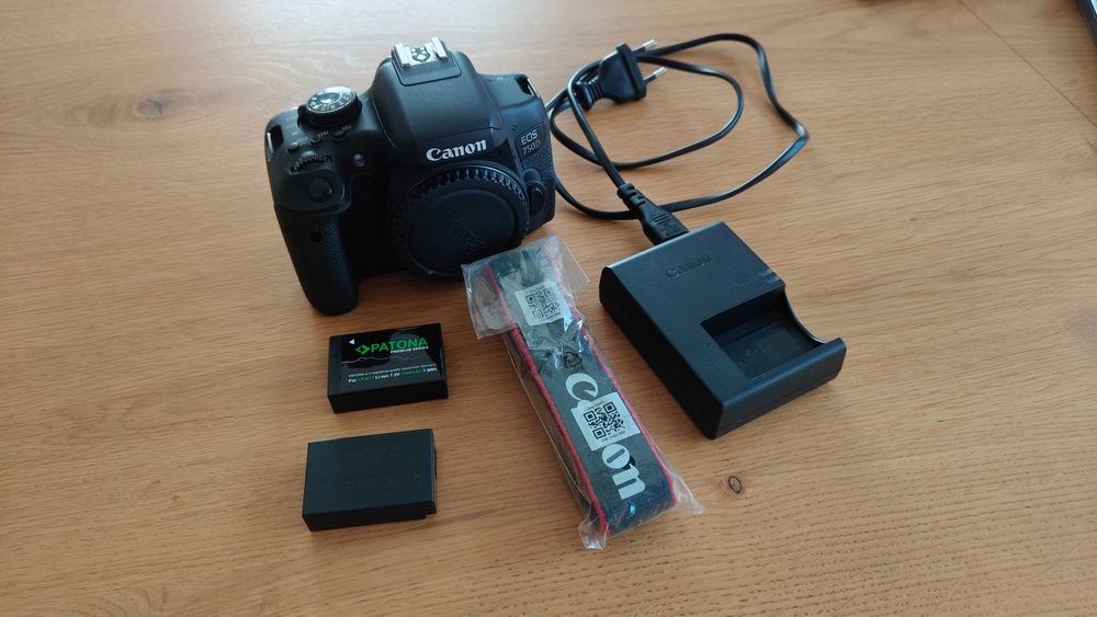 Aparat Canon 750d