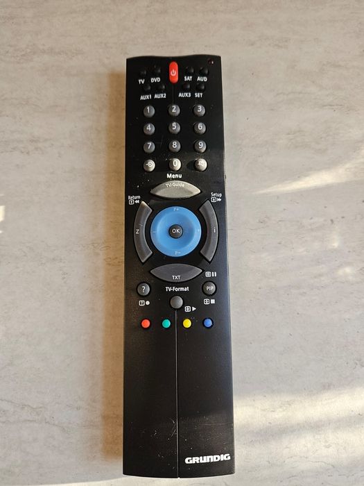 Pilot Grundig uniwersalny Betch: 357453 na 8 urządzeń