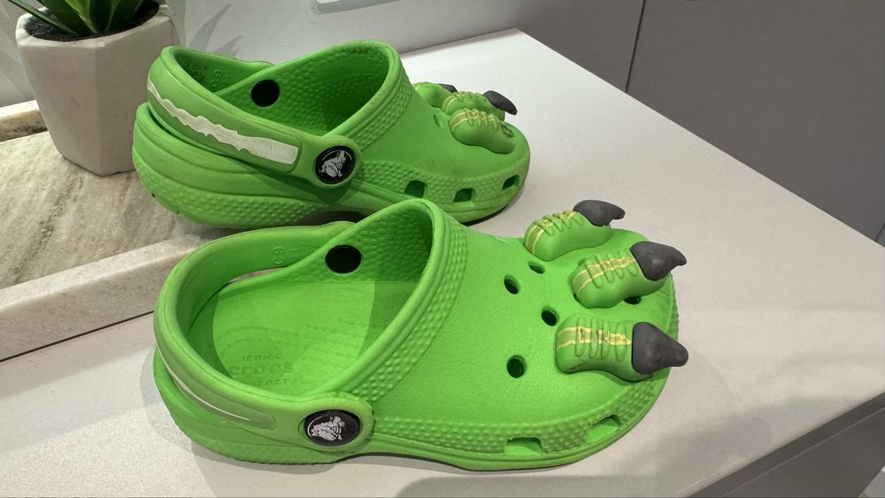 Crocs крокси для хлопчика діно с9,26 р