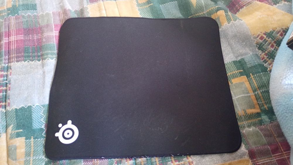 Tapete Steelseries QcK Edge Medium