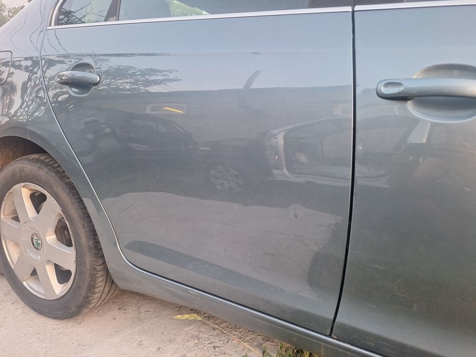 Капот volkswagen golf 5