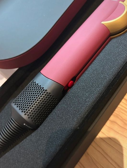 Dyson air straightener