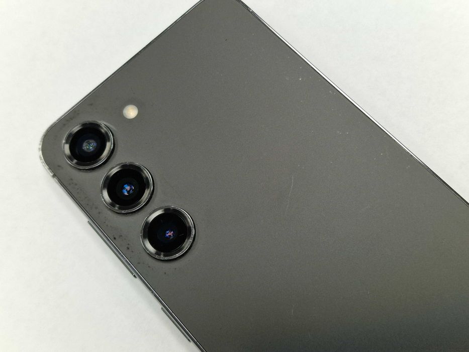 Samsung Galaxy S23/ 8GB/ 128GB/ Phantom Black/ Grade C + ładowarka